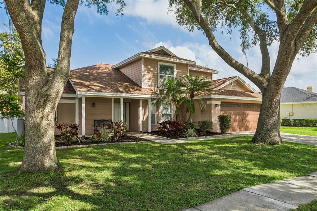 19511 WYNDMILL CIRCLE