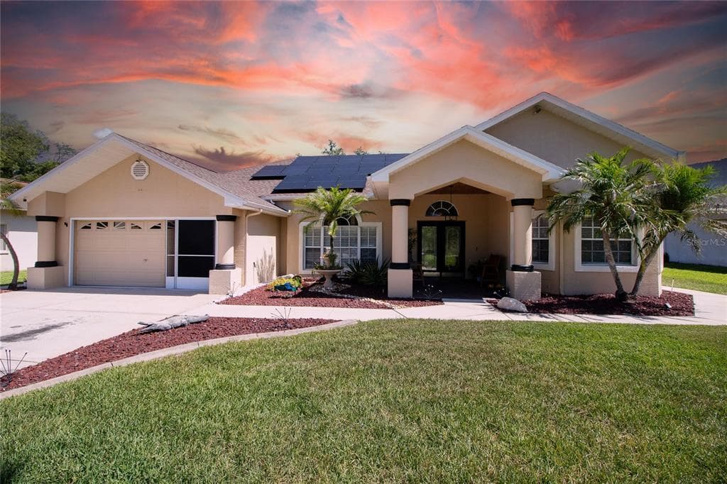 8933 THOREAU PLACE HUDSON, FL 34667