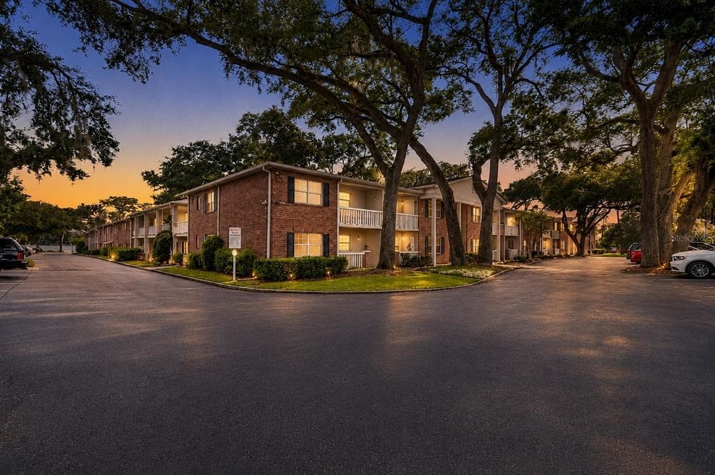 2500 LEE ROAD UNIT 104
