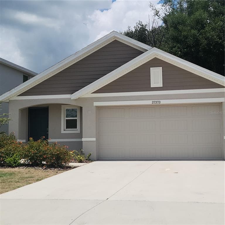 37373 SHARKS EYE LANE ZEPHYRHILLS, FL 33541