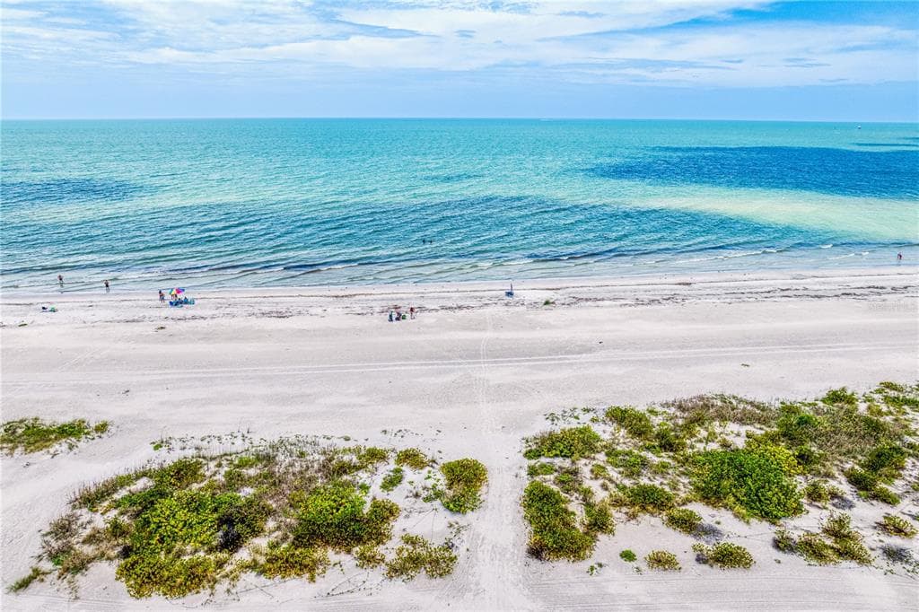1250 GULF BOULEVARD UNIT 302