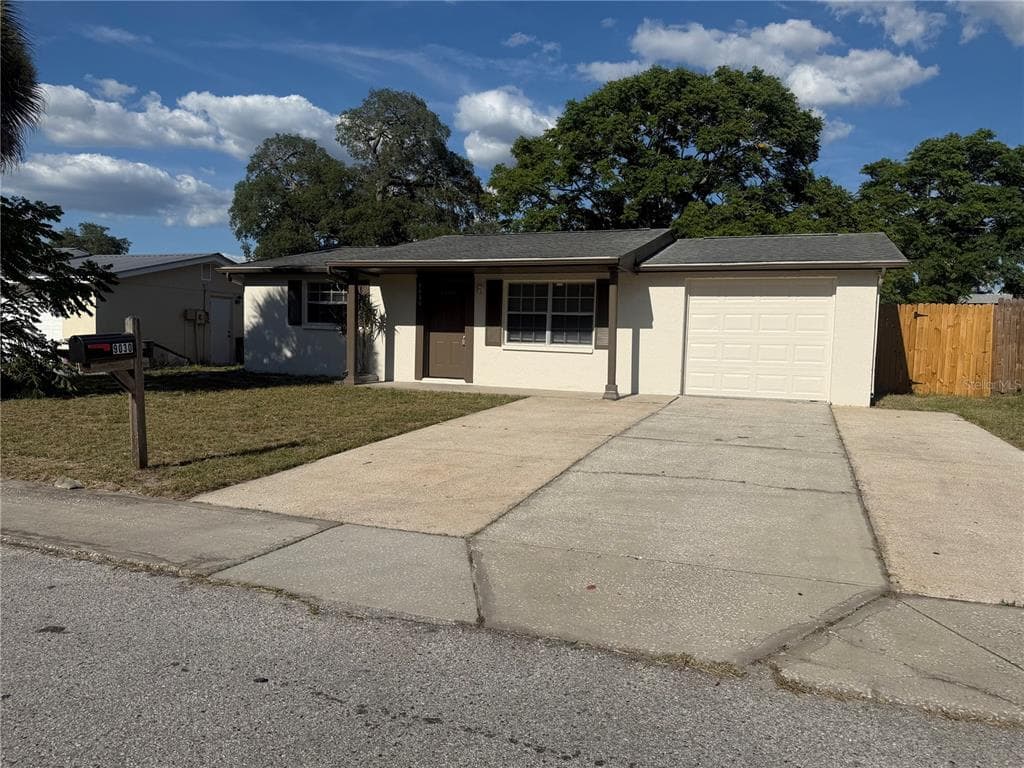 9030 GRAY FOX LANE PORT RICHEY, FL 34668