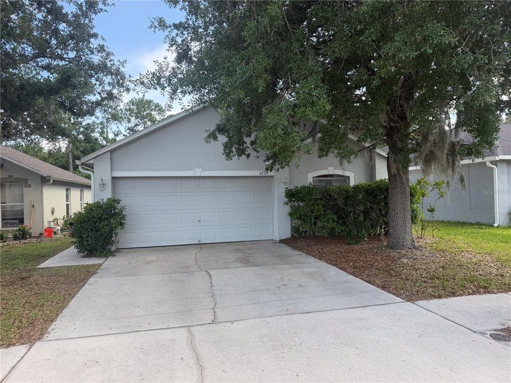 6529 TABOGI TRAIL WESLEY CHAPEL, FL 33545