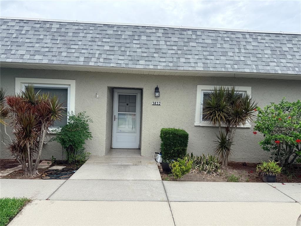 3832 TEESIDE DRIVE UNIT 4