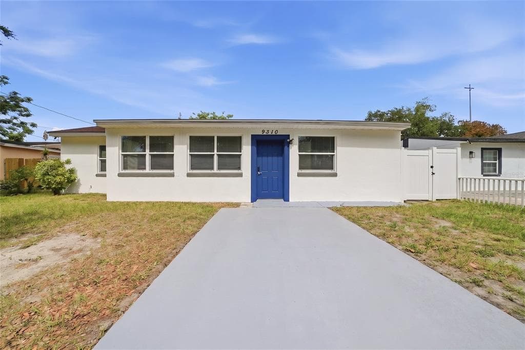 9310 N DARTMOUTH AVENUE TAMPA, FL 33612