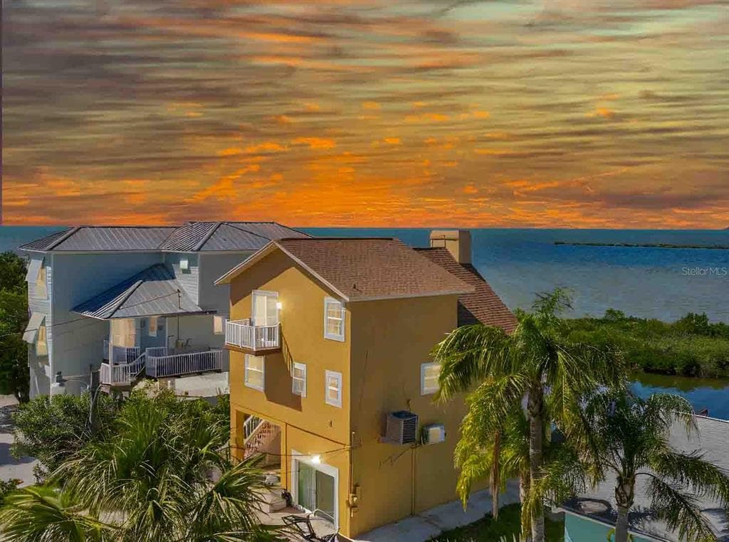 6633 DRIFTWOOD DRIVE HUDSON, FL 34667