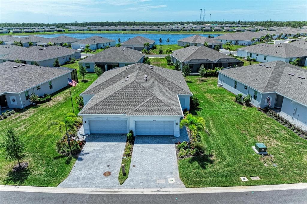 8682 SEASALT LOOP ENGLEWOOD, FL 34224