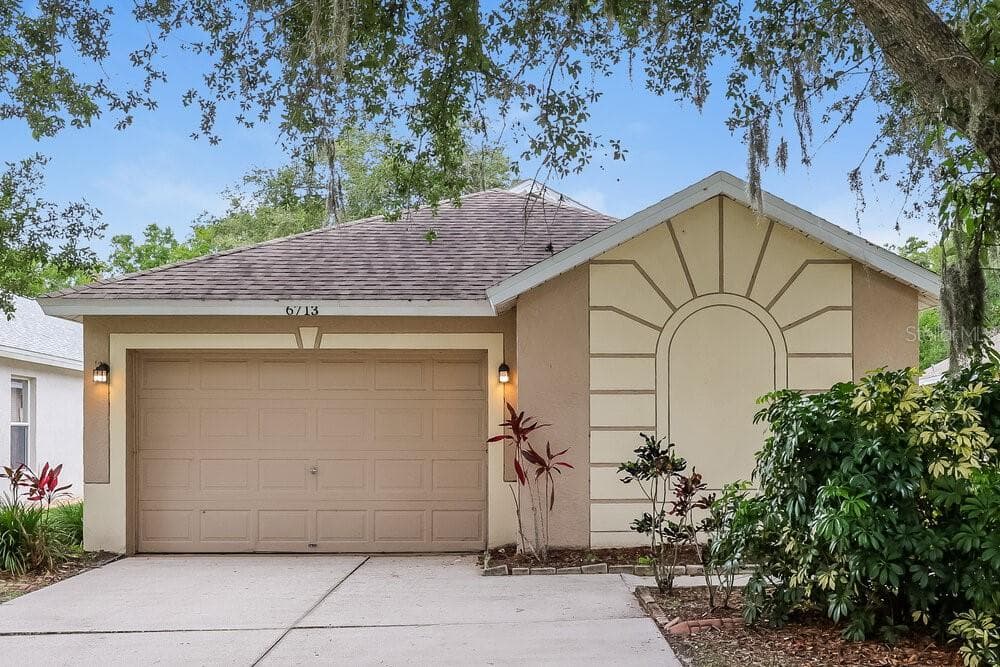 6713 SUMMER COVE DRIVE RIVERVIEW, FL 33578