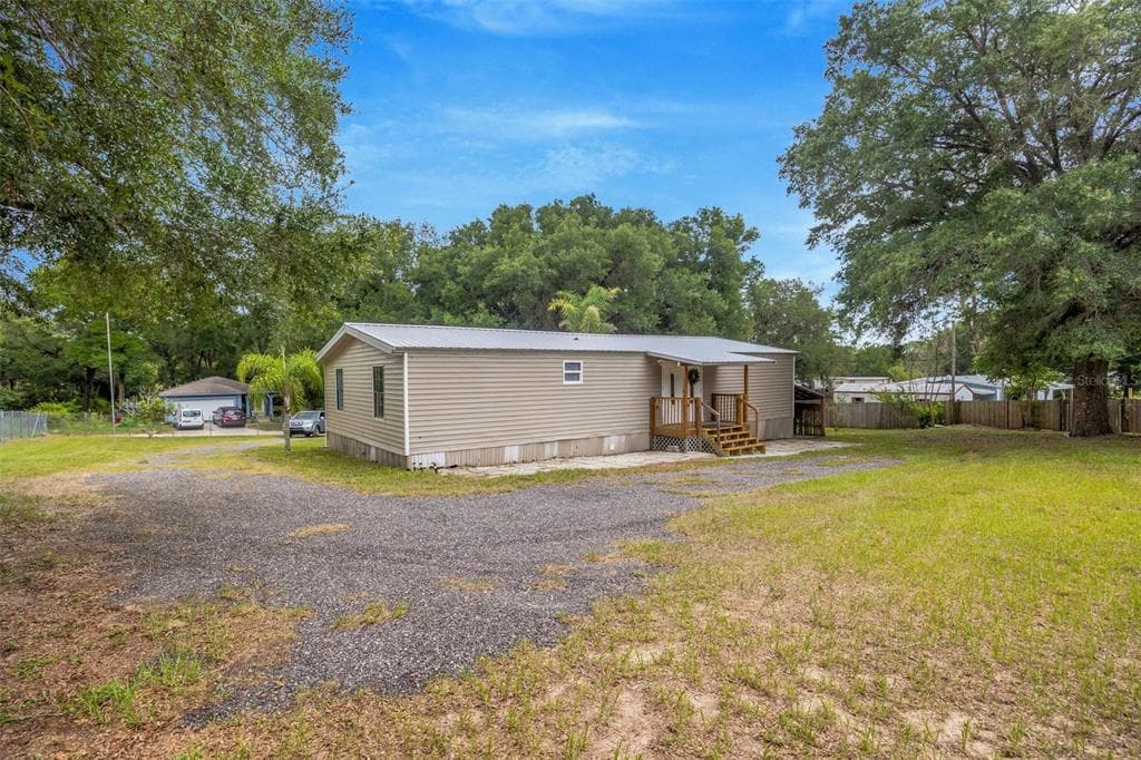 19115 ADIRONDACK TERRACE DADE CITY, FL 33523