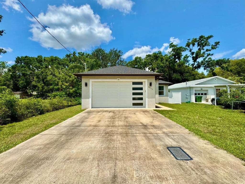 8424 N PACKWOOD AVENUE TAMPA, FL 33604