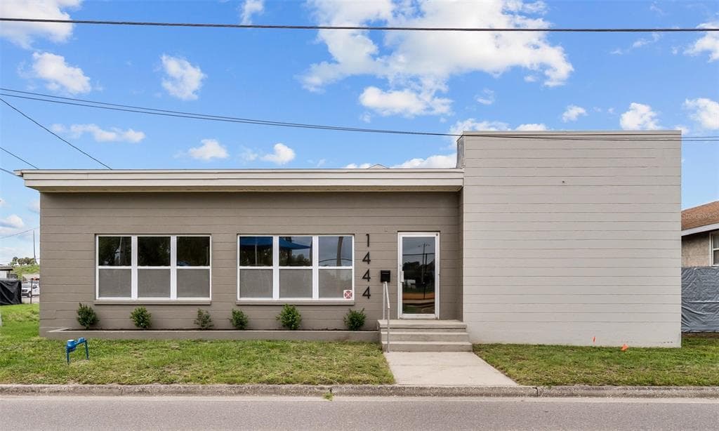 1444 19TH STREET N ST PETERSBURG, FL 33713
