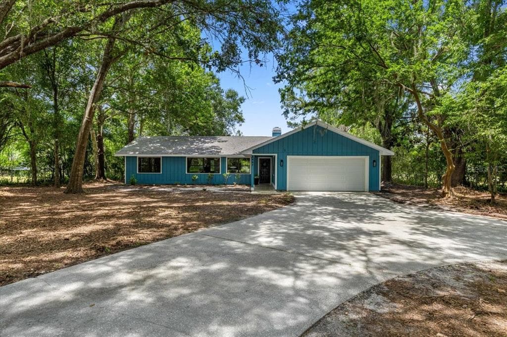 2907 S SKYLINE DRIVE