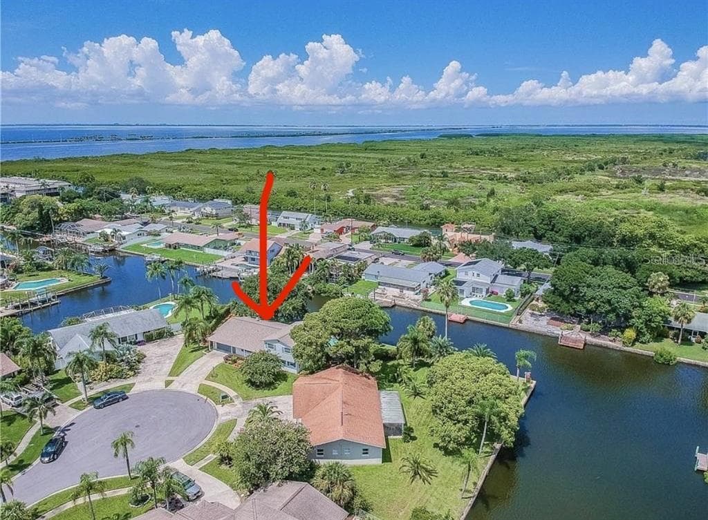 8728 COBBLESTONE DRIVE TAMPA, FL 33615