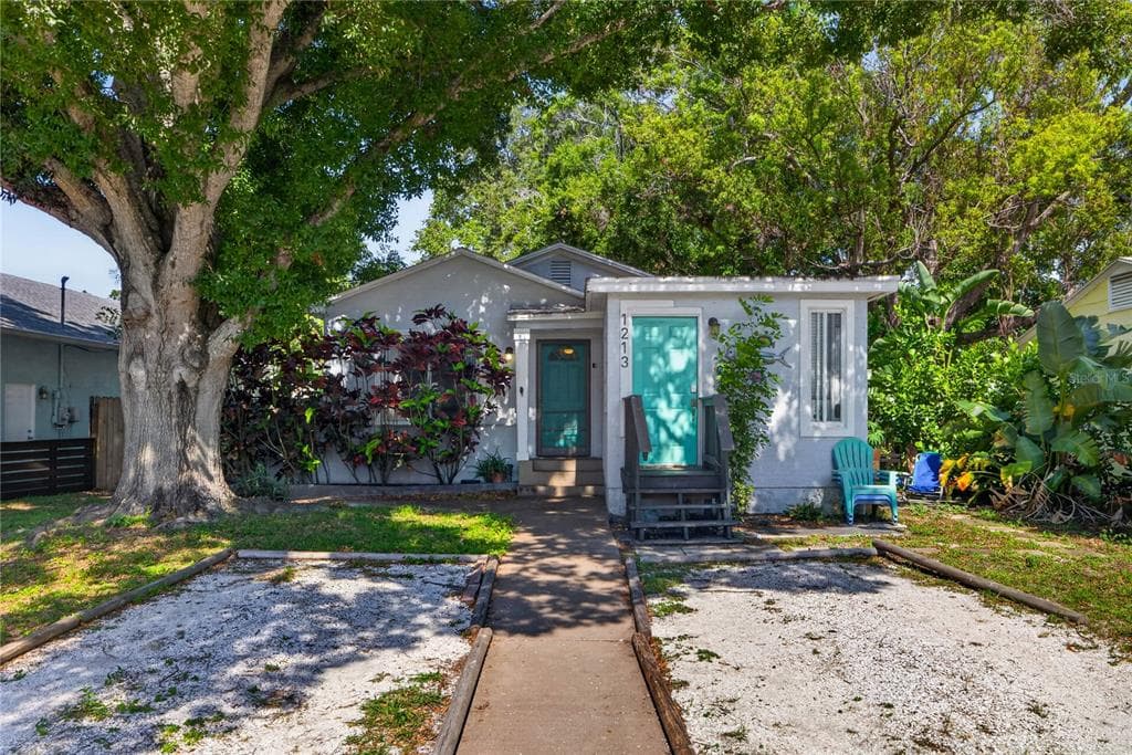 1213 55TH STREET S GULFPORT, FL 33707