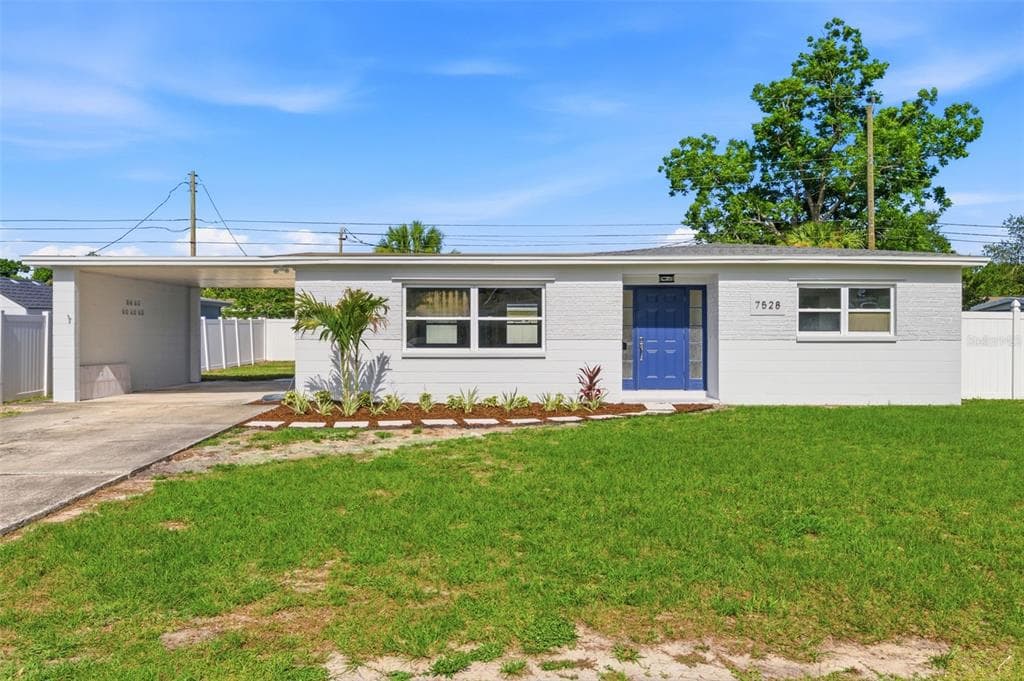 7528 17TH WAY N ST PETERSBURG, FL 33702