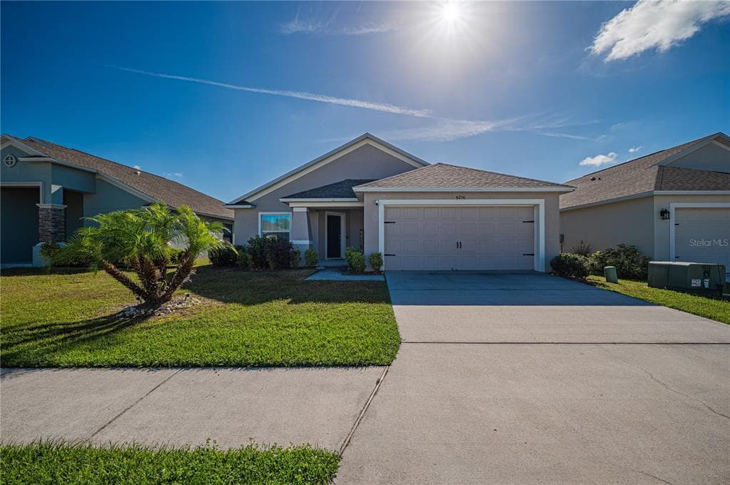 8256 CAMPBELL CROSSING CIRCLE LAKELAND, FL 33810