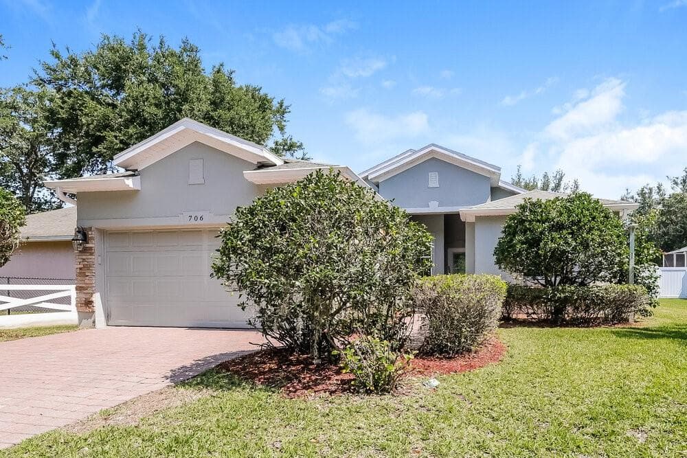 706 AUBURN PRESERVE BOULEVARD AUBURNDALE, FL 33823