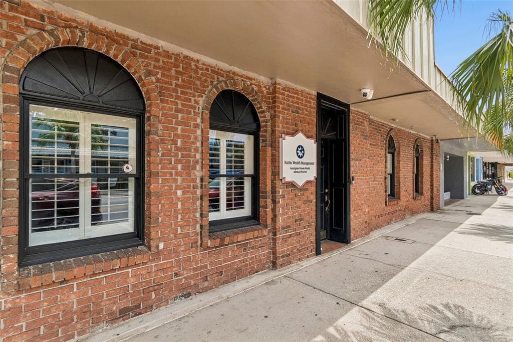 5701 MAIN STREET NEW PORT RICHEY, FL 34652
