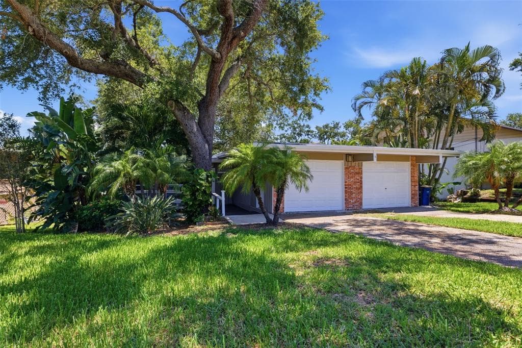 1918 BYRAM DRIVE