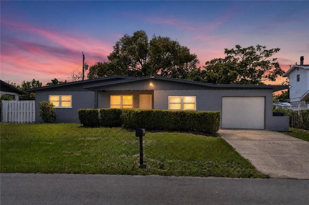 1332 CONTINENTAL DRIVE DAYTONA BEACH, FL 32117
