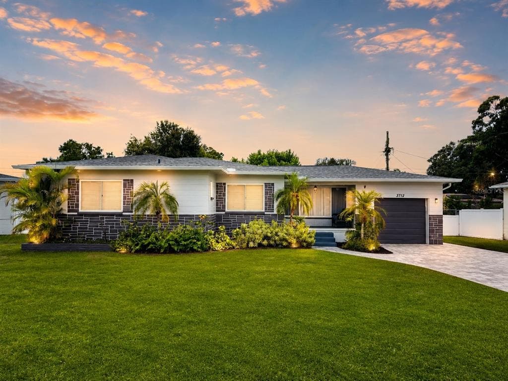 3712 30TH AVENUE N ST PETERSBURG, FL 33713