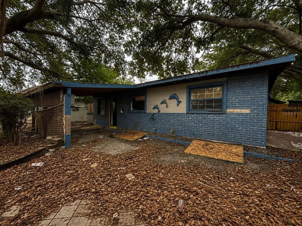 310 62ND AVENUE N ST PETERSBURG, FL 33702