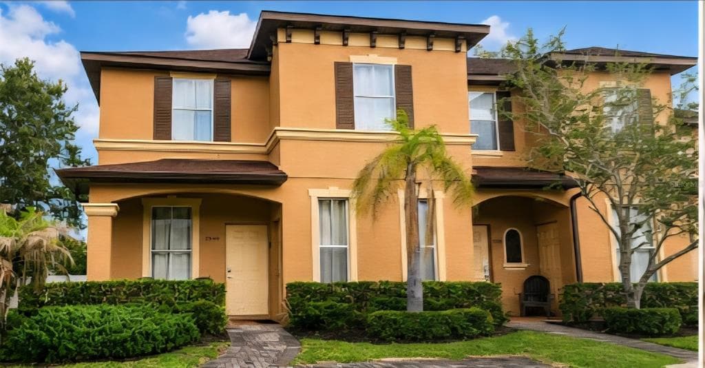 2540 CALABRIA AVENUE DAVENPORT, FL 33897