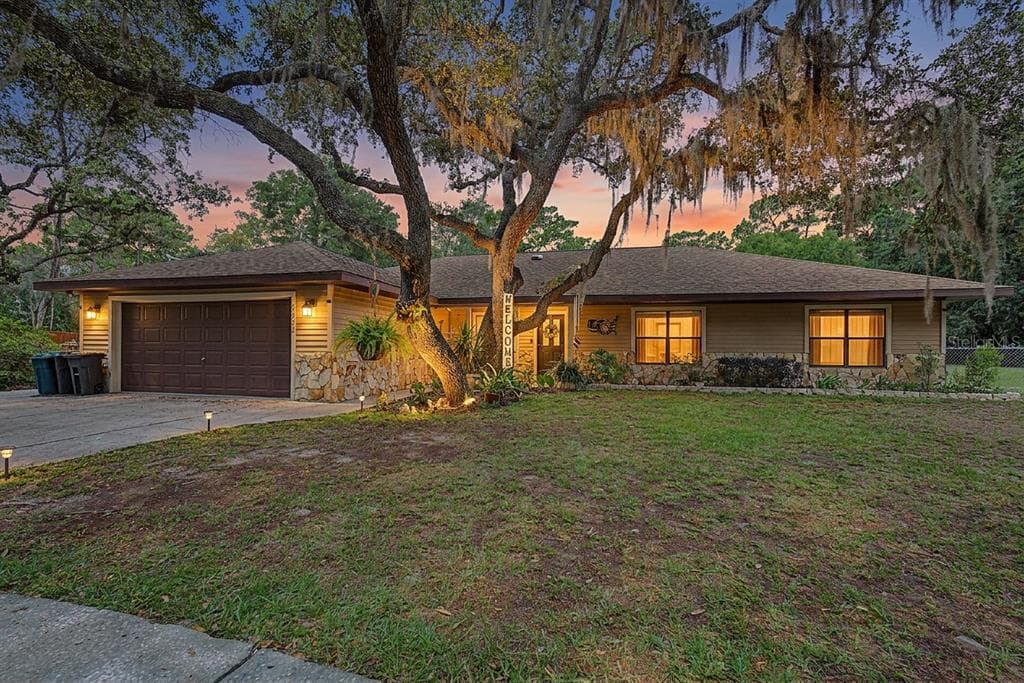 2222 S BOLTON AVENUE HOMOSASSA, FL 34448