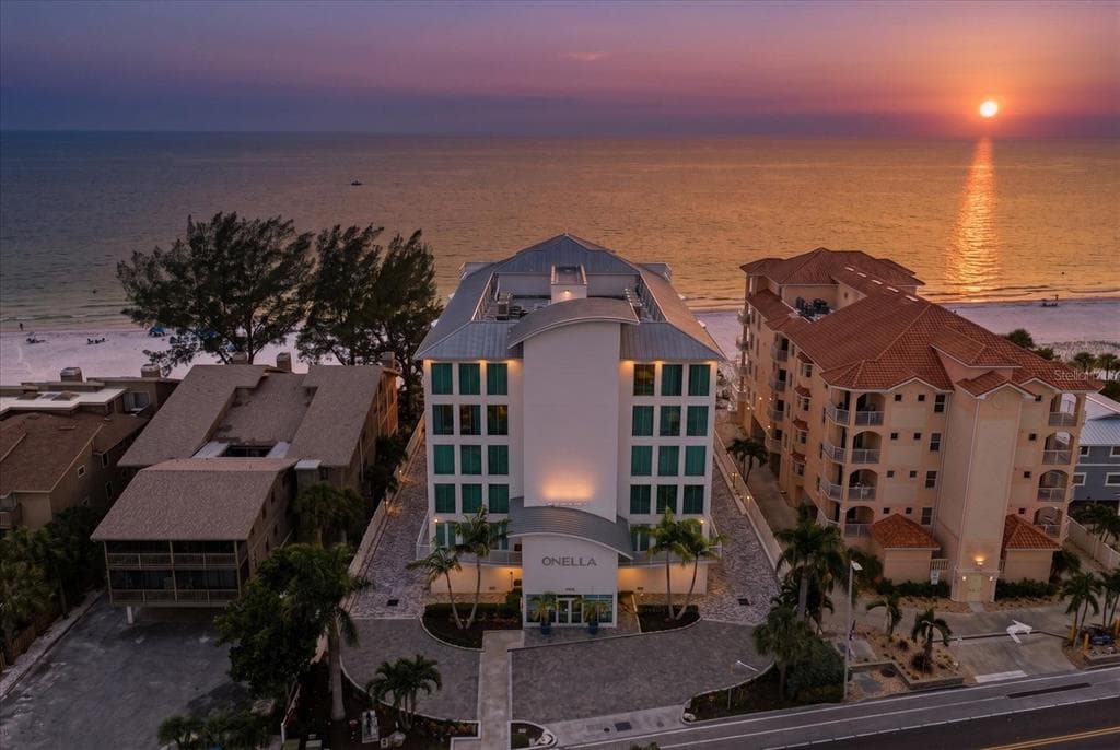 19816 GULF BOULEVARD UNIT 501