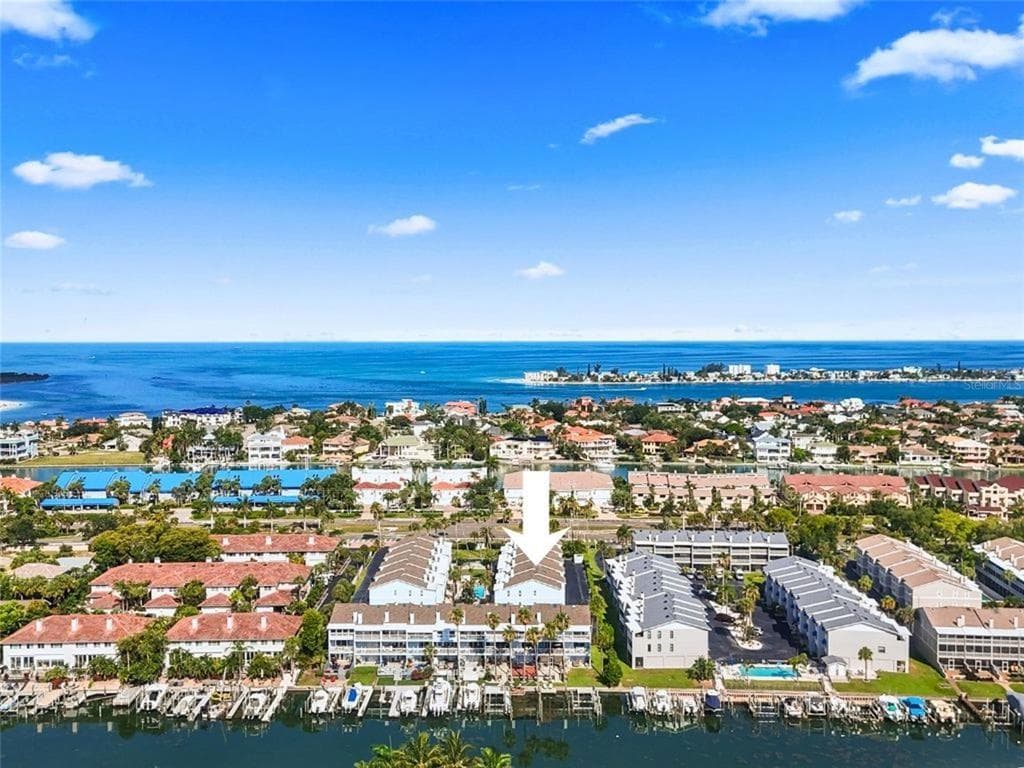 751 PINELLAS BAYWAY S UNIT 303 TIERRA VERDE, FL 33715