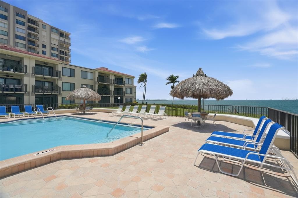 6372 PALMA DEL MAR BOULEVARD S UNIT 606 ST PETERSBURG, FL 33715