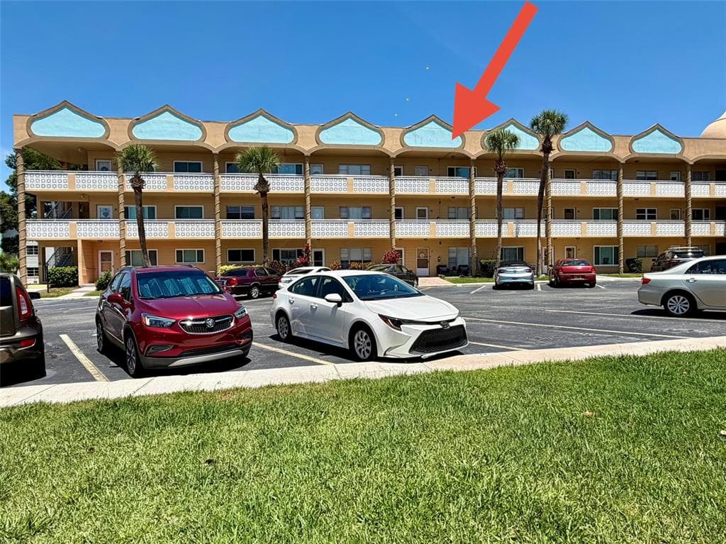 2466 ECUADORIAN WAY UNIT 64
