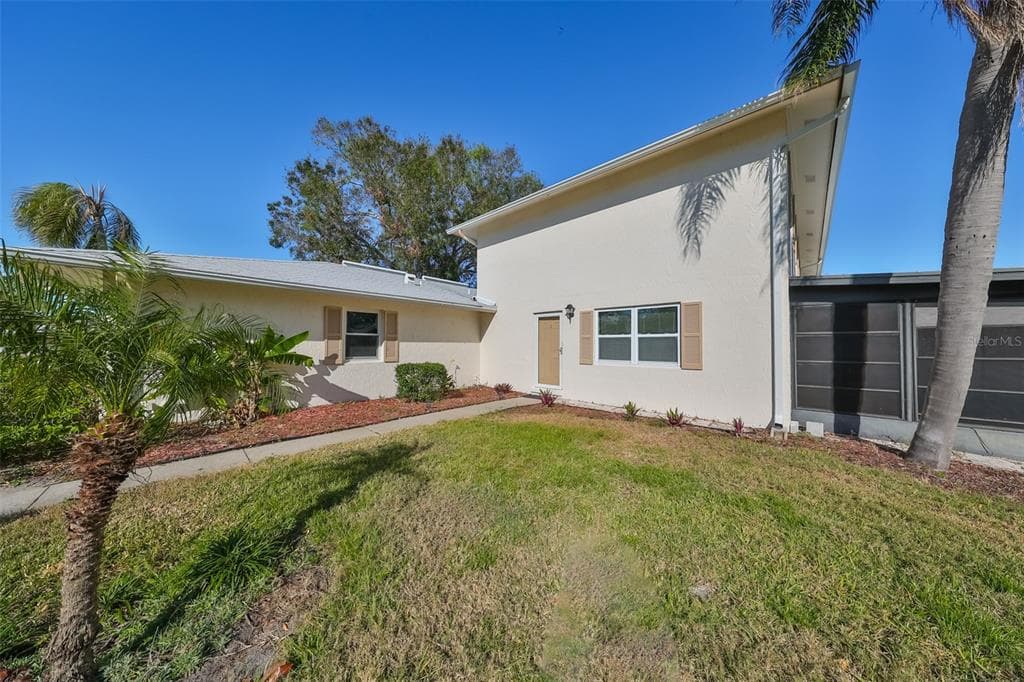 3210 39TH STREET S UNIT C ST PETERSBURG, FL 33711