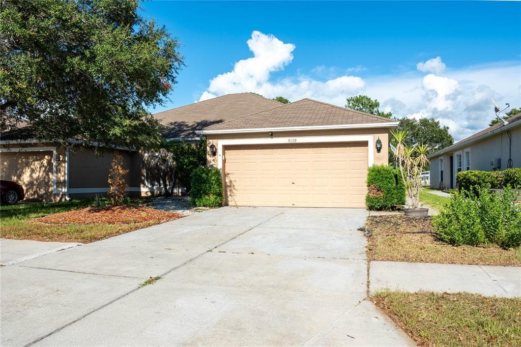 9139 SOUTHERN CHARM CIRCLE BROOKSVILLE, FL 34613