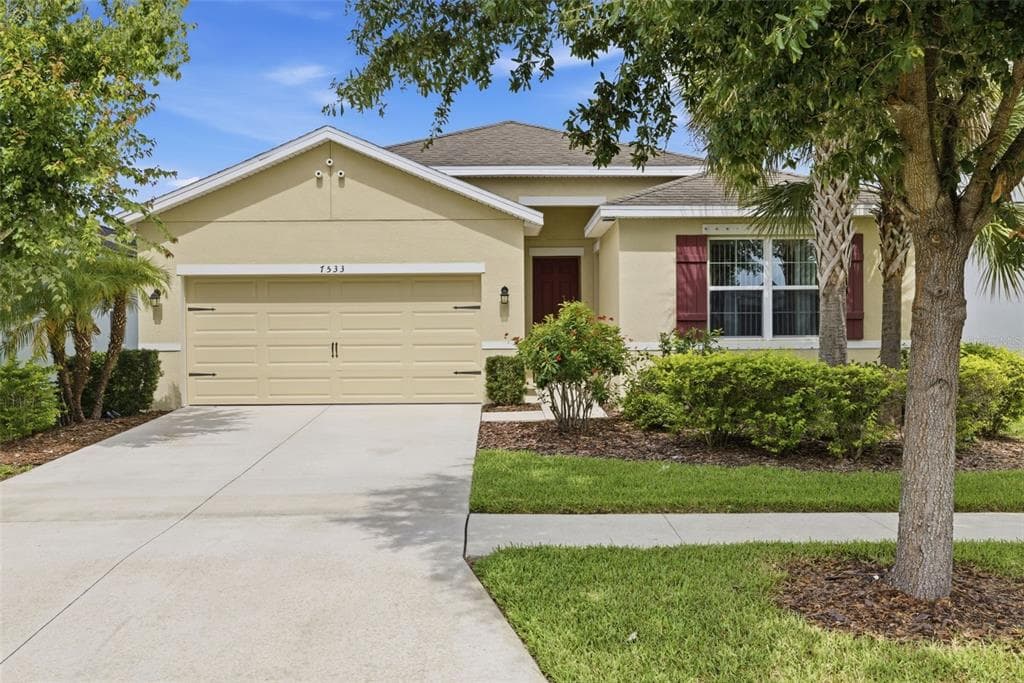7533 LANTERN PARK AVENUE APOLLO BEACH, FL 33572