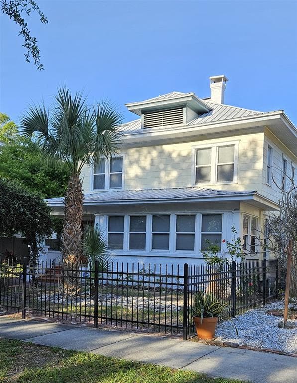 620 5TH STREET N UNIT 1/2 ST PETERSBURG, FL 33701