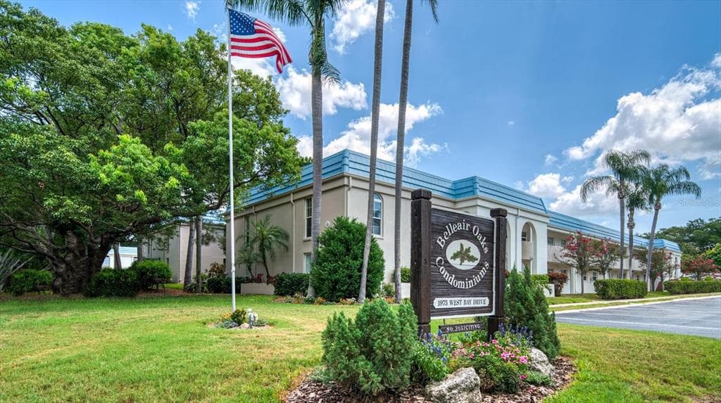 1975 W BAY DRIVE UNIT 115 LARGO, FL 33770