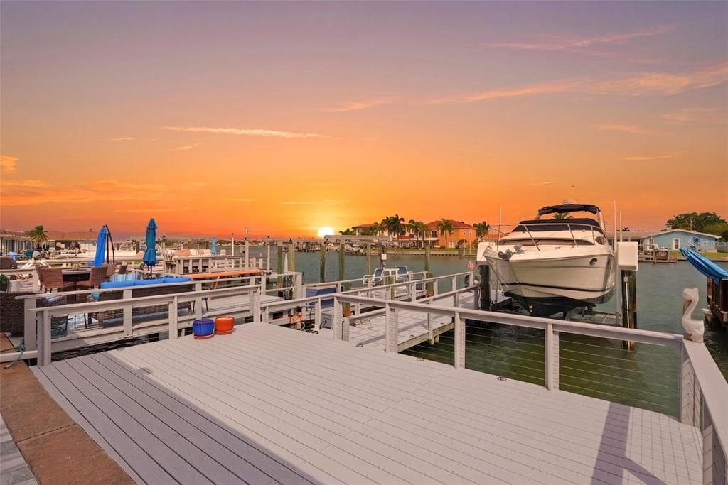 573 BOCA CIEGA POINT BOULEVARD N