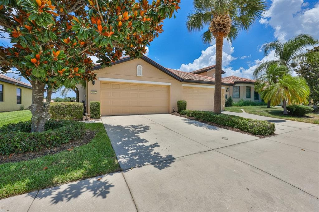 5532 SUNSET FALLS DRIVE APOLLO BEACH, FL 33572