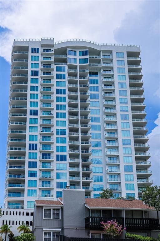 2910 W BARCELONA STREET UNIT 501 TAMPA, FL 33629