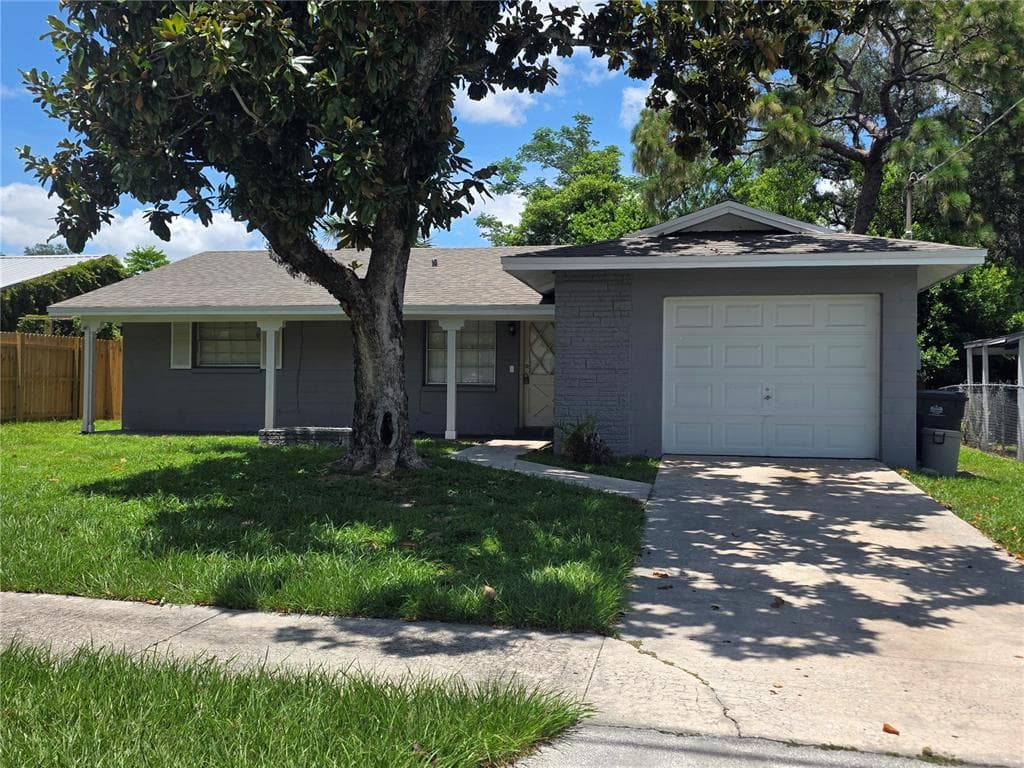7334 PONDEROSA DRIVE TAMPA, FL 33637