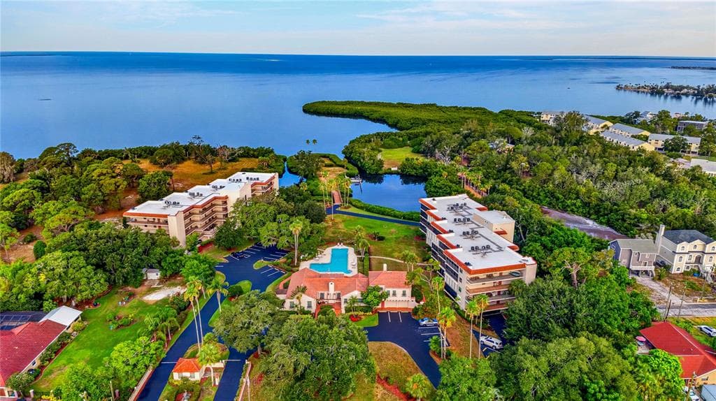 502 S FLORIDA AVENUE UNIT 124 TARPON SPRINGS, FL 34689