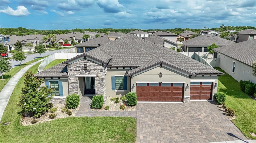 8687 BIRCHLEAF COURT COURT LAND O LAKES, FL 34637