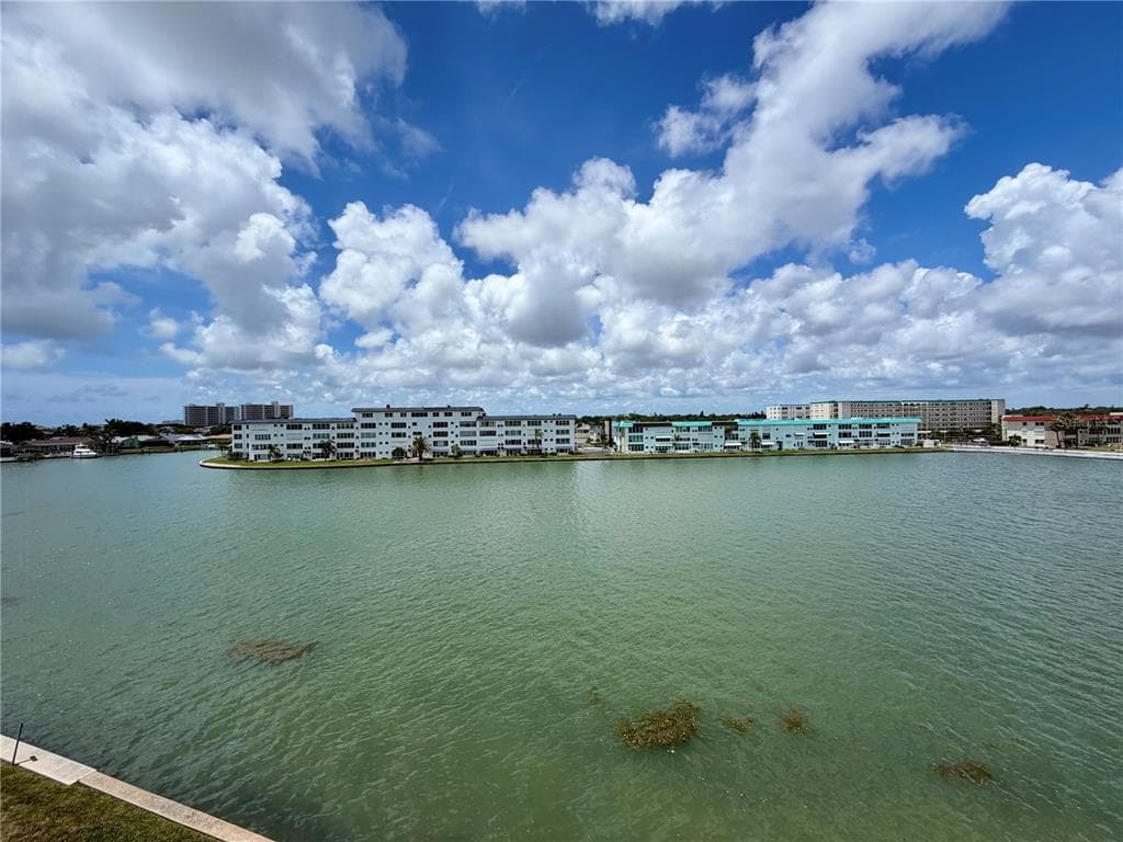 6025 SHORE BOULEVARD S UNIT 415