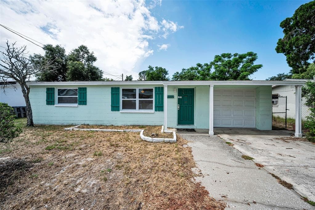 7402 COUNTRY CLUB DRIVE