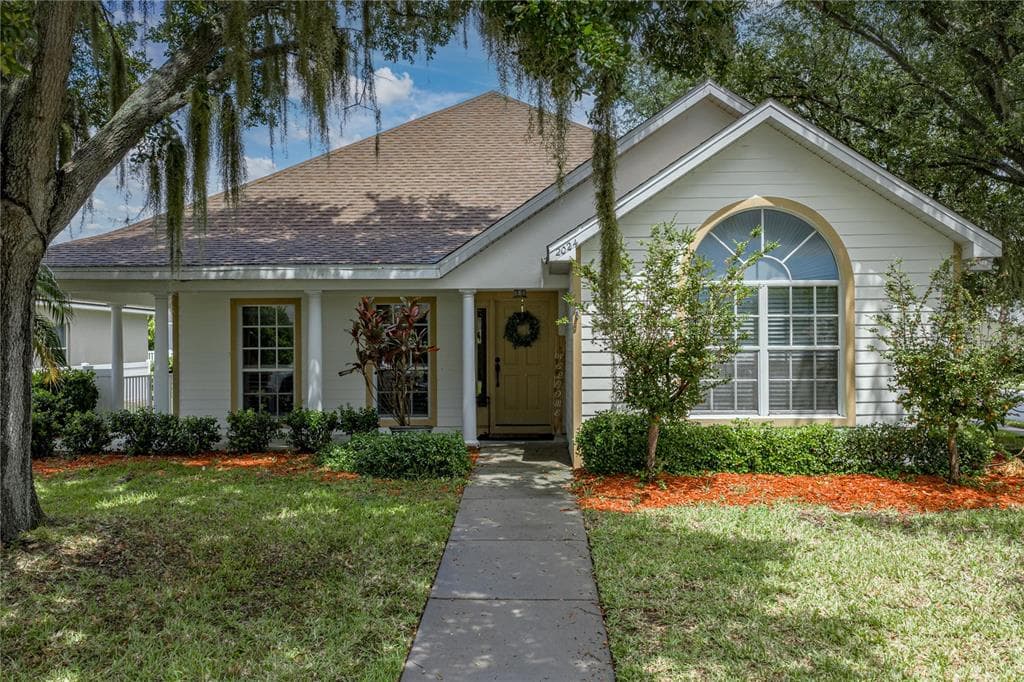 2024 LARKSPUR COURT TRINITY, FL 34655
