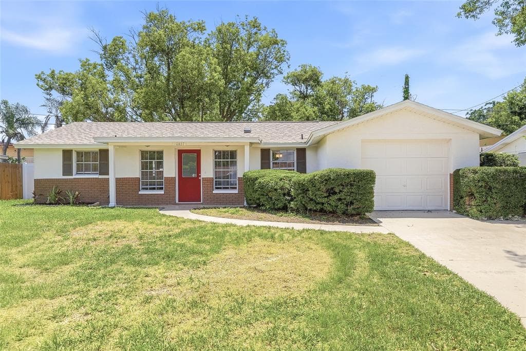 10837 PREMIER AVENUE PORT RICHEY, FL 34668