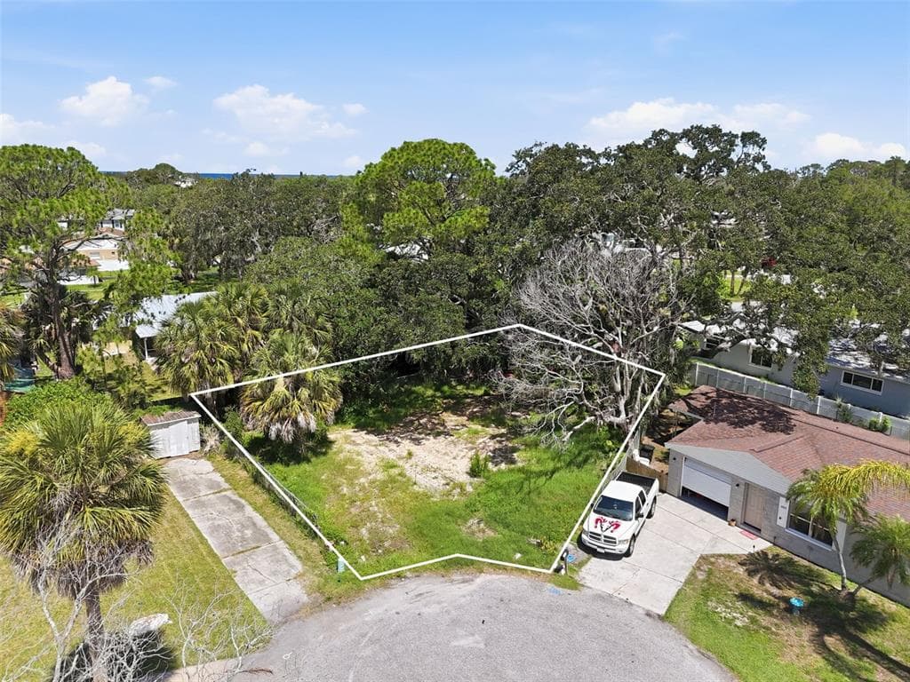 4925 AMHERST COURT NEW PORT RICHEY, FL 34652