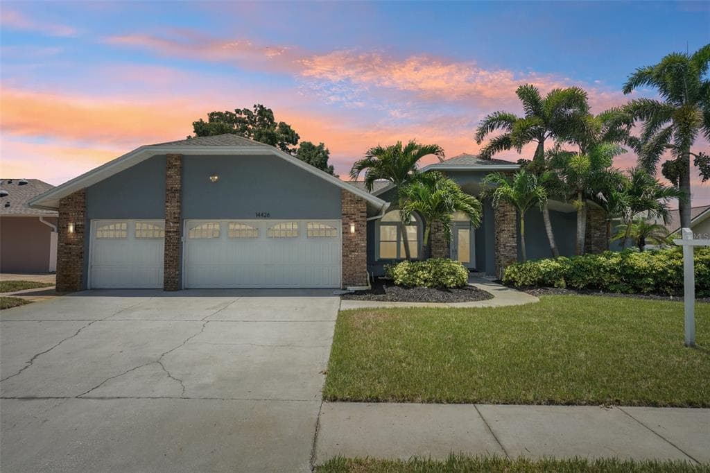 14426 MARK DRIVE LARGO, FL 33774
