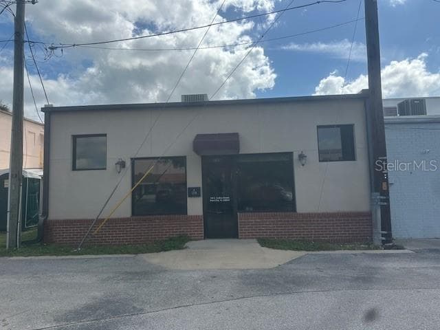 110 S COLLINS STREET PLANT CITY, FL 33563